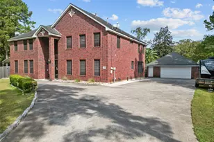 22710 Meadowsweet Dr, Magnolia, TX 77355 - Photo 4