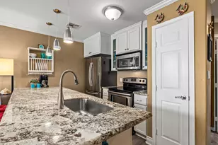 9520 Seawall Blvd, Galveston, TX 77554 - Photo 8