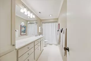 7445 Brompton St, Houston, TX 77025 - Photo 18