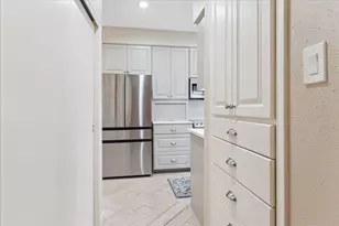 7445 Brompton St, Houston, TX 77025 - Photo 10