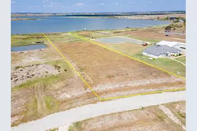 195 E Turtle Bay Cove Drive, Palacios, TX 77465 - Photo 2