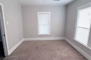 1401 Edison St, Baytown, TX 77520 - Photo 12