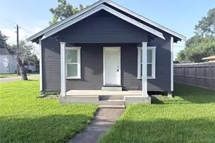 1401 Edison St, Baytown, TX 77520 - Photo 1