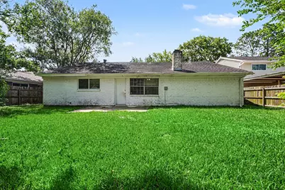 10323 SE Sagerock Drive, Houston, TX 77089 - Photo 16