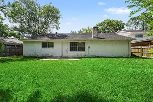 10323 SE Sagerock Dr, Houston, TX 77089 - Photo 16