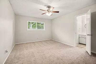 10323 SE Sagerock Drive, Houston, TX 77089 - Photo 12