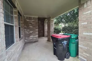 15515 Bartlett Pear Ct, Houston, TX 77049 - Photo 12