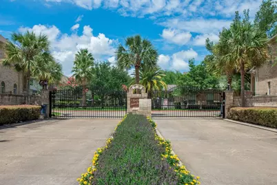 7511 S Linpar Court, Houston, TX 77040 - Photo 1
