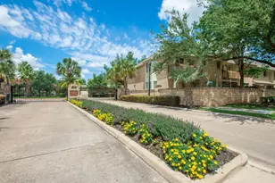 7511 S Linpar Ct, Houston, TX 77040 - Photo 2