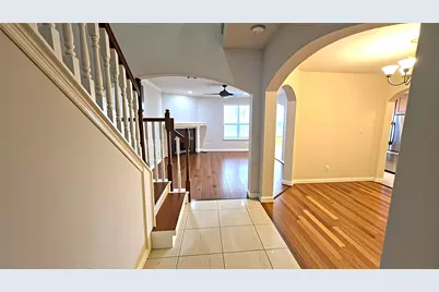 7511 S Linpar Court, Houston, TX 77040 - Photo 8