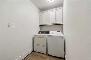 2717 McDuffie St, Houston, TX 77098 - Photo 12