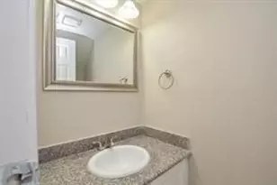 11710 Southlake Dr, Houston, TX 77077 - Photo 16