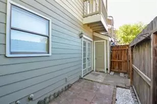 11710 Southlake Dr, Houston, TX 77077 - Photo 18