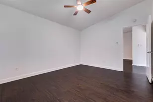 8100 Cambridge St, Houston, TX 77054 - Photo 18