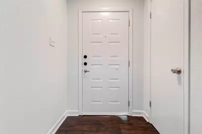 8100 Cambridge Street #114, Houston, TX 77054 - Photo 4