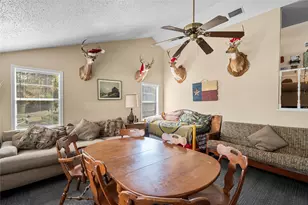 1161 Creeklake Dr, Onalaska, TX 77360 - Photo 8