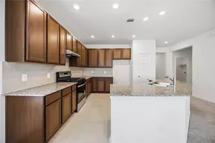 18206 Spruce Cottage Dr, Tomball, TX 77377 - Photo 8