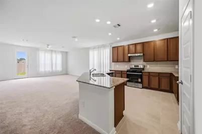 18206 Spruce Cottage Dr, Tomball, TX 77377 - Photo 6