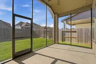 1227 Carswell Grove Dr, Missouri City, TX 77459 - Photo 10