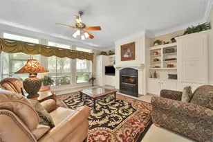 2601 Woods Estates Dr, Conroe, TX 77304 - Photo 12