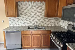 1154 W Brompton Dr, Pearland, TX 77584 - Photo 4