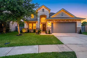 363 Century Oaks Ln, La Marque, TX 77568 - Photo 1