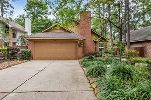 61 N Rushwing Cir, The Woodlands, TX 77381 - Photo 2