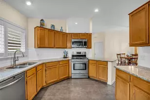 61 N Rushwing Cir, The Woodlands, TX 77381 - Photo 14