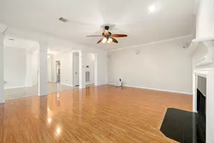 2234 Enchanted Isle Dr, Houston, TX 77062 - Photo 6