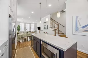 1033 Ashland St, Houston, TX 77008 - Photo 12