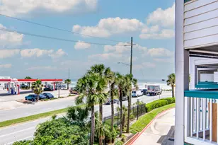 6102 Seawall Blvd, Galveston, TX 77551 - Photo 22