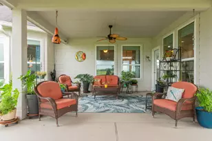 7818 Pebble Hill Ln, Rosharon, TX 77583 - Photo 16