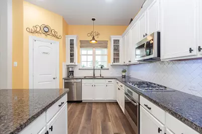 7818 Pebble Hill Lane, Rosharon, TX 77583 - Photo 26