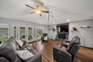 15126 Carols Way Dr, Houston, TX 77070 - Photo 8
