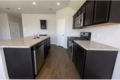 14869 Prickly Pear Cove, Magnolia, TX 77354 - Photo 4