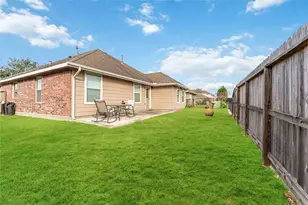 4700 Lake Line Ct, Alvin, TX 77511 - Photo 26