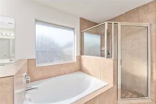 4700 Lake Line Ct, Alvin, TX 77511 - Photo 24