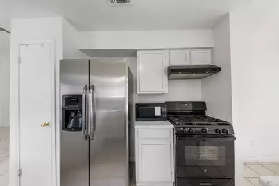 6606 Laurel Glen Drive, Katy, TX 77449 - Photo 12