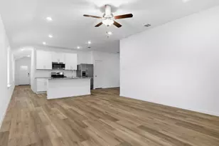 3429 Horseshoe Trl Rd, League City, TX 77511 - Photo 8