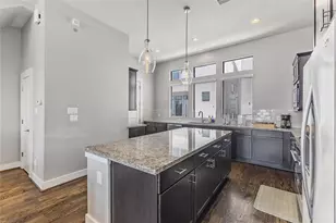 2114 Sabine St, Houston, TX 77007 - Photo 8
