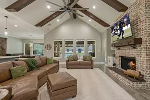 142 Bluebonnett Rd, Huntsville, TX 77340 - Photo 10