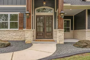 142 Bluebonnett Rd, Huntsville, TX 77340 - Photo 4