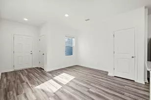 24619 Golden Brook Ct, Magnolia, TX 77355 - Photo 4