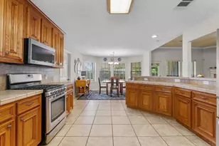 105 Canal Dr, Friendswood, TX 77546 - Photo 16