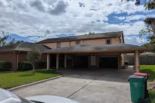 807 Ruth St, Baytown, TX 77520 - Photo 2