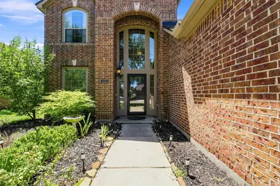 5526 Walnut Glen Lane, Rosenberg, TX 77471 - Photo 2