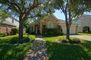 3819 Shady Breeze Dr, Houston, TX 77082 - Photo 1