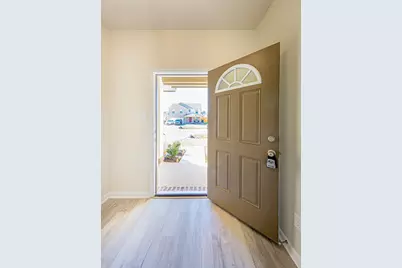 2312 Cedar Place Drive, Conroe, TX 77306 - Photo 6