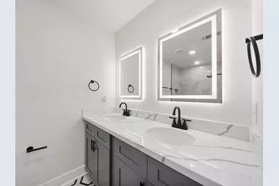 5203 Brookmeade Drive, Houston, TX 77045 - Photo 40