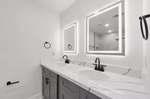 5203 Brookmeade Dr, Houston, TX 77045 - Photo 40